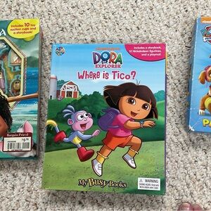Nickelodeon Dora Explorer,patrol Pals & Moana